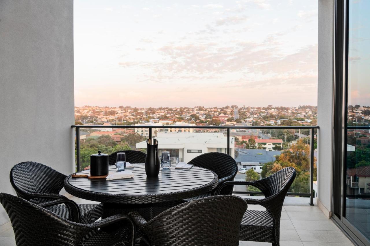 Ramada By Wyndham Vetroblu Scarborough Beach Perth Exterior foto